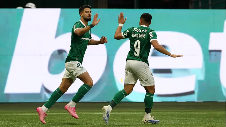 Flaco López e Vitor Roque é uma dupla que foi treinada por Abel na véspera de jogo pela Libertadores