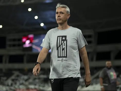 Tiago Nunes reencontra Botafogo após passagem conturbada em 2024