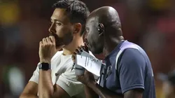 Davide ficou à beira do campo, mas quem dirigiu Botafogo contra LDU foi Caçapa - Foto: Vitor Silva/BFR