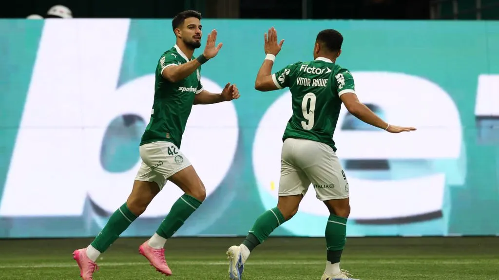 Flaco e Vitor Roque geram expectativas sobre efetividade na equipe titular: (Foto: Cesar Greco/Palmeiras/by Canon)