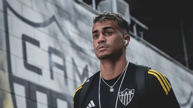 Reinier durante a chegada na Arena MRV