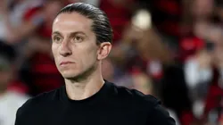 Falta de oportunidade com Filipe Luís pode ser determinante para saída de atacante