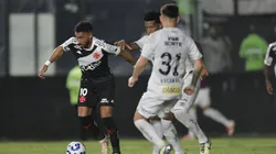 Jogador do Vasco durante partida contra o Santos. Foto: Thiago Ribeiro/AGIF