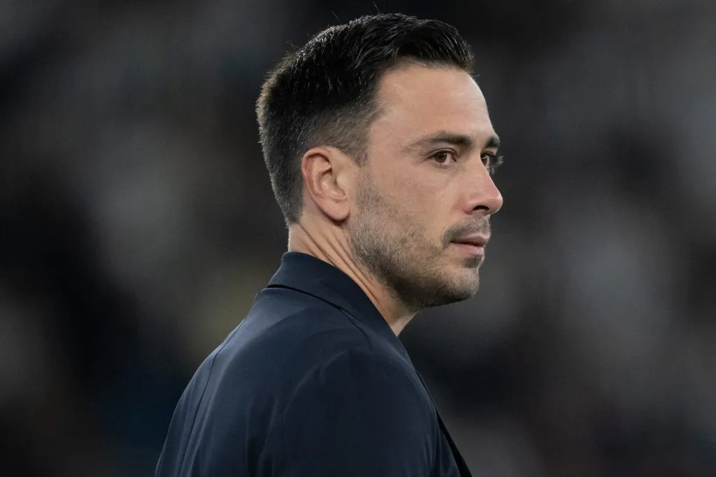 RJ – RIO DE JANEIRO – 14/08/2025 – COPA LIBERTADORES 2025, BOTAFOGO X LDU – Davide Ancelotti tecnico do Botafogo durante partida contra o LDU no estadio Engenhao pelo campeonato Copa Libertadores 2025. Foto: Jorge Rodrigues/AGIF