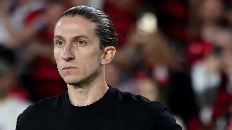 Filipe Luís vem tendo seu trabalho aprovado pela diretoria - Fotos: Gilvan de Souza/Flamengo