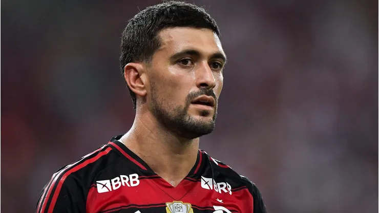 Arrascaeta surpreendeu ao abordar trabalho de Filipe Luís