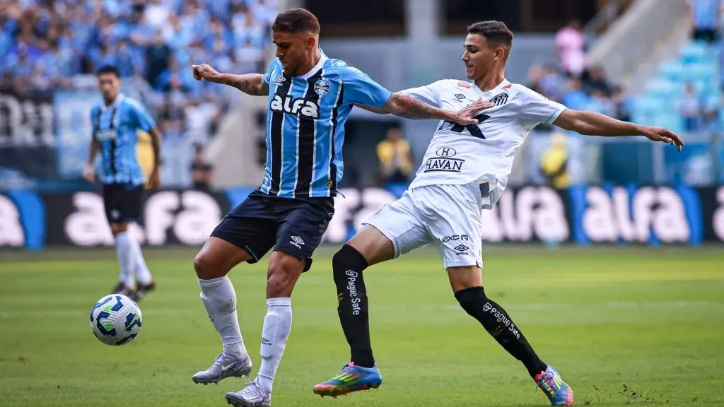 Cuellar durante partida. Foto: Maxi Franzoi/AGIF