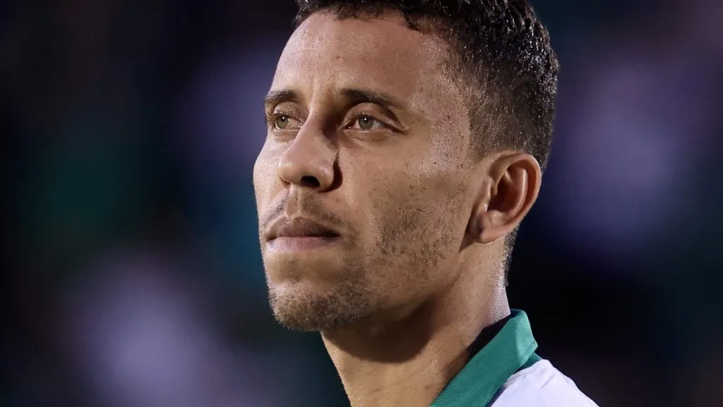 Marcos Rocha durante partida. Foto: Marcello Zambrana/AGIF