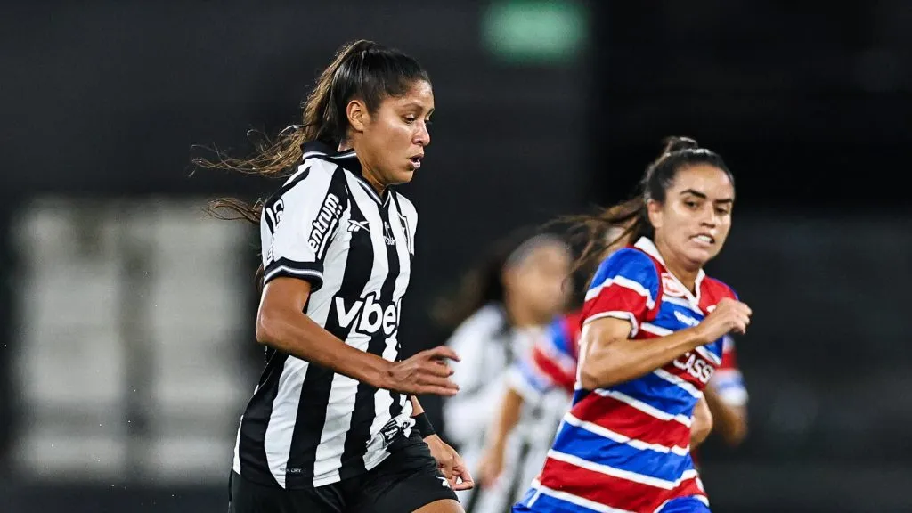 Botafogo e Fortaleza em campo na semifinal do Brasileirão Feminino A2
