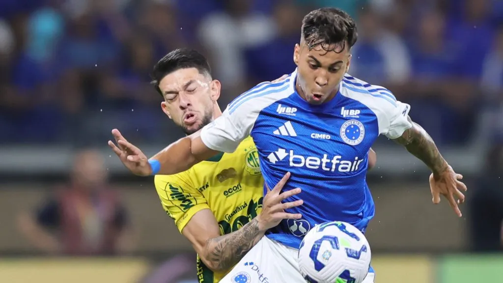 Kaio Jorge em ação no jogo de ida. Foto: Gilson Lobo/AGIF