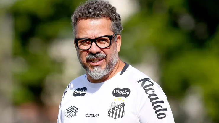 Cléber Xavier durante treinamento do Santos - Foto: Mauricio De Souza/AGIF