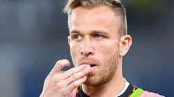 Arthur Melo durante partida entre Genoa e Juventus, pelo Campeonato Italiano, em 2022.