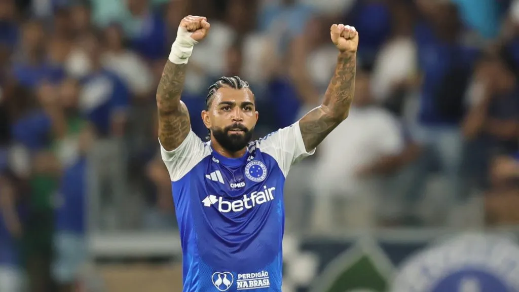 Gabigol, atacante da Raposa. Foto: Gilson Lobo/AGIF.