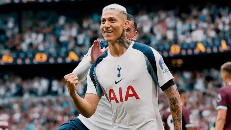 Richarlison comemorando pelo Tottenham - Foto: Reprodução/Tottenham