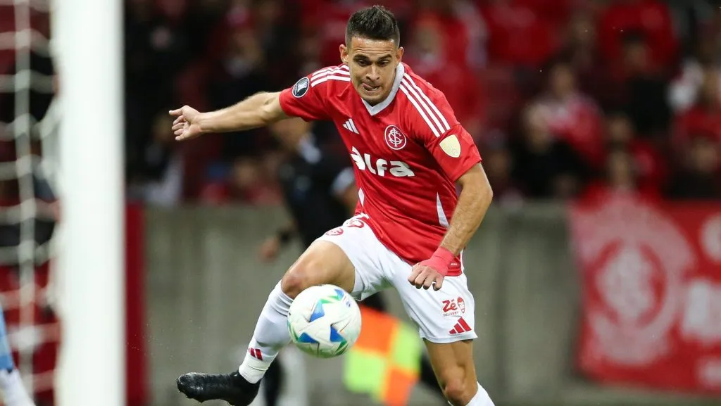 Rafael Borré, atacante do Internacional em partida pelo campeonato Brasileiro