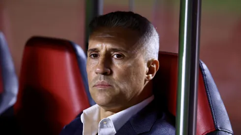 Hernan Crespo técnico do Sao Paulo durante partida contra o Vitoria no estadio Morumbi pelo campeonato Brasileiro A 2025. Foto: Marcello Zambrana/AGIF
