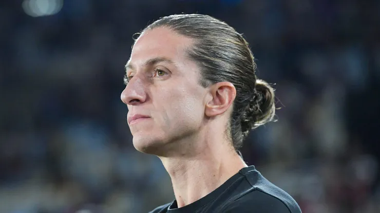 RJ - RIO DE JANEIRO - 20/07/2025 - BRASILEIRO A 2025, FLAMENGO X FLUMINENSE - Filipe Luis tecnico do Flamengo durante partida contra o Fluminense no estadio Maracana pelo campeonato Brasileiro A 2025. Foto: Thiago Ribeiro/AGIF
