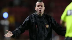 Daniel Paulista, técnico do Sport, durante a partida entre Sport e Botafogo no Estadio da Ilha do Retiro em Recife (PE), pelo campeonato brasileiro Serie A. Foto: Marlon Costa/AGIF