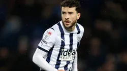 Ex-alvo do Flamengo, Johnston dá 2 assistências em 21 minutos na Championship.