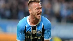 Arthur está de volta ao Grêmio.