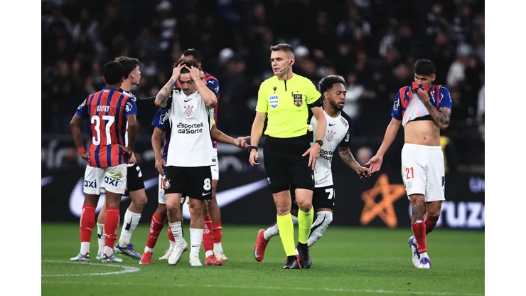 CBF divulga áudios do VAR e detalha polêmicas de Corinthians x Bahia. Foto: Ettore Chiereguini/AGIF
