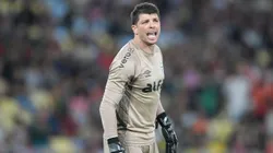 Tiago Volpi foi criticado pelos torcedores nas redes sociais.. Foto: Thiago Ribeiro/AGIF