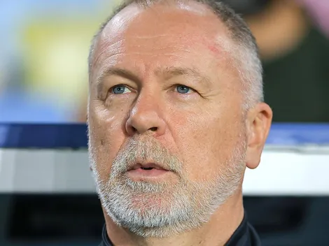 Grêmio vence Atlético-MG de virada e Mano Menezes respira