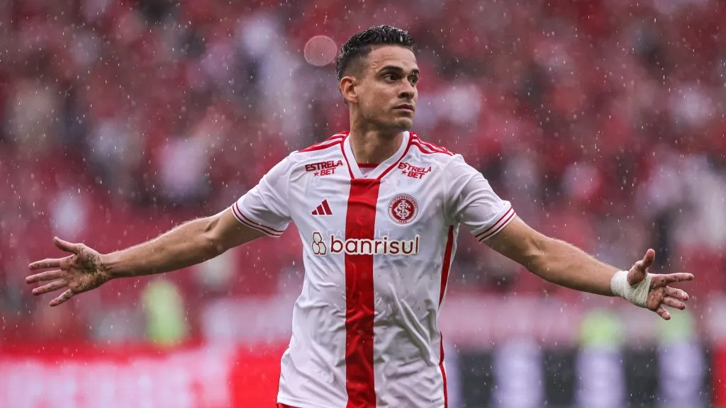 Borré comemora gol pelo Inter. Foto: Maxi Franzoi/AGIF