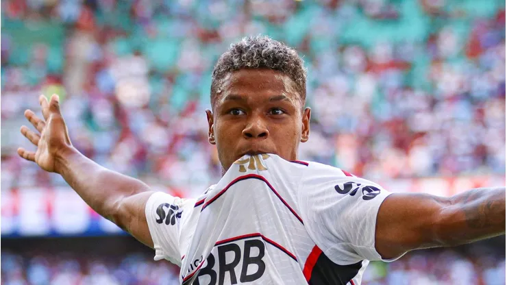 Matheus França, ex-Flamengo, pode vir a reforçar o Vasco nesta janela de transferências - Foto: Renan Oliveira/AGIF