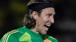 Cássio reclamando durante partida contra o Mirassol, no Estádio Maião, pelo Brasileirão.