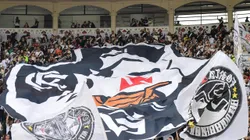 Torcida do Vasco fazendo a festa em São Januário. Foto: Thiago Ribeiro/AGIF.