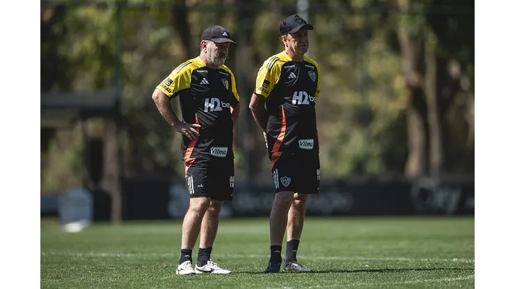 Galo tem sofrido com problemas defensivos nas últimas partidas (Foto: Pedro Souza / Atlético)