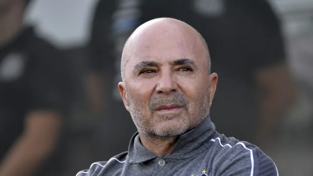 Jorge Sampaoli tecnico do Santos durante partida contra o Sao Paulo no estadio Vila Belmiro pelo campeonato Brasileiro A 2019. Foto: Bruno Ulivieri/AGIF