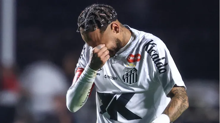 Neymar vem enfrentando momentos ruins desde que deixou a Europa. Foto: Marcello Zambrana/AGIF