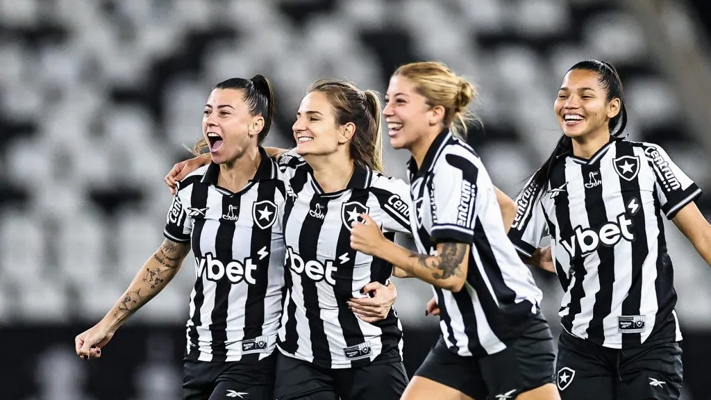 Jogadoras do time feminino do Botafogo