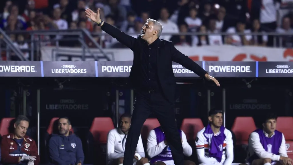Hernán Crespo prega cautela ao São Paulo na Libertadores – Foto: Marcello Zambrana/AGIF