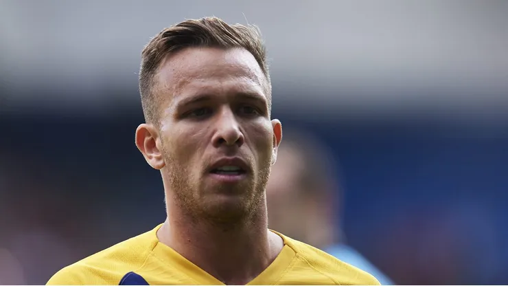 Arthur Melo em ação pelo Barcelona.