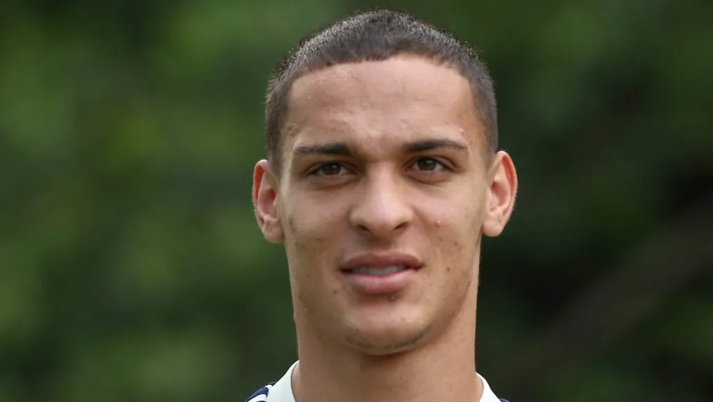 Foto: Marcello Zambrana/AGIF – Atacante brasileiro rechaçou avançar nas conversas com o Fogão.