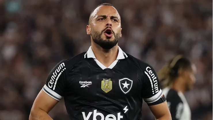 Arthur Cabral, atacante do Botafogo em partida pelo campeonato brasileiro