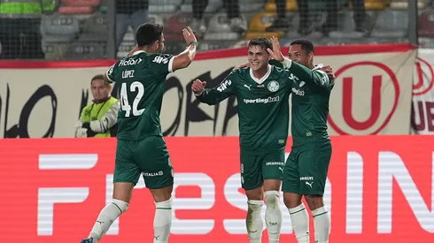 Com dois de Flaco Lopez e um de Vitor Roque, o Palmeiras goleou no Peru