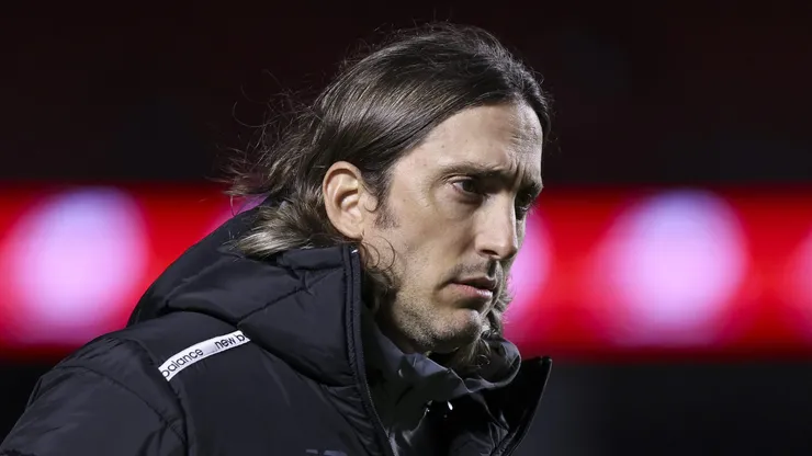 Luis Zubeldia deve ser o novo treinador do internacional- Foto: Ricardo Moreira/Getty Images