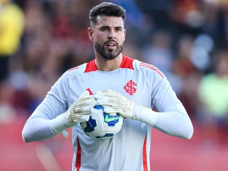 Internacional pode negociar goleiro Ivan Quaresma com o Criciúma