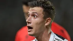 Lucas Piton acabou virando o vilão após fazer pênalti no início em Juventude 2 x 0 Vasco.