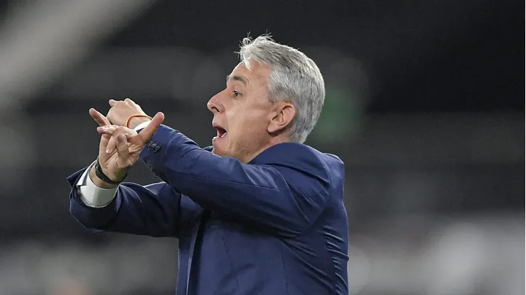 Tiago Nunes, técnico da LDU