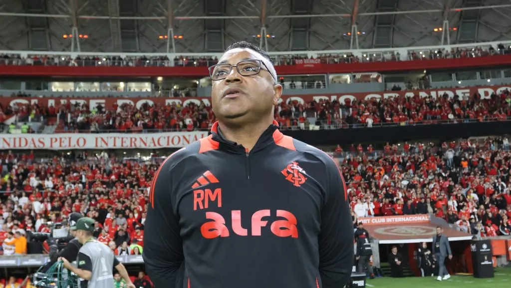 Roger Machado durante a eliminação para o Flamengo