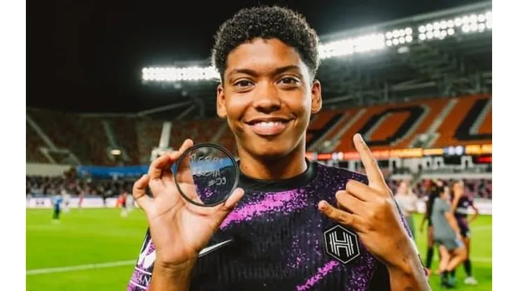 Jogadora Rebeca. Foto: Divulgação/Houston Dash
