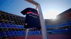 São Paulo estreia terceira camisa em homenagem aos 20 anos do tricampeonato mundial - Foto DivulgaçãoSão Paulo FC