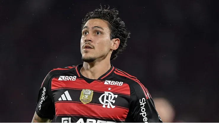 RJ - RIO DE JANEIRO - 27/07/2025 - BRASILEIRO A 2025, FLAMENGO X ATLETICO-MG - Pedro jogador do Flamengo durante partida contra o Atletico-MG no estadio Maracana pelo campeonato Brasileiro A 2025.