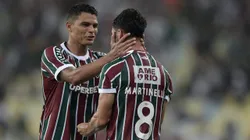 Martinelli jogador do Fluminense comemora seu gol com Thiago Silva jogador da sua equipe durante partida contra o Bragantino no estadio Maracana pelo campeonato Brasileiro A 2025. Foto: Thiago Ribeiro/AGIF