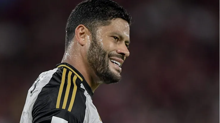 Atacante deu a sua opinião - Foto: Thiago Ribeiro/AGIF.